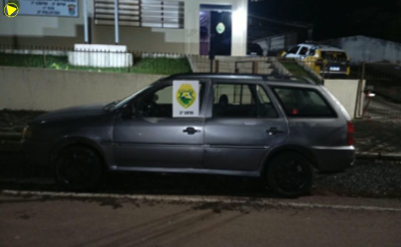 Polícia Militar apreende veículo após manobra perigosa