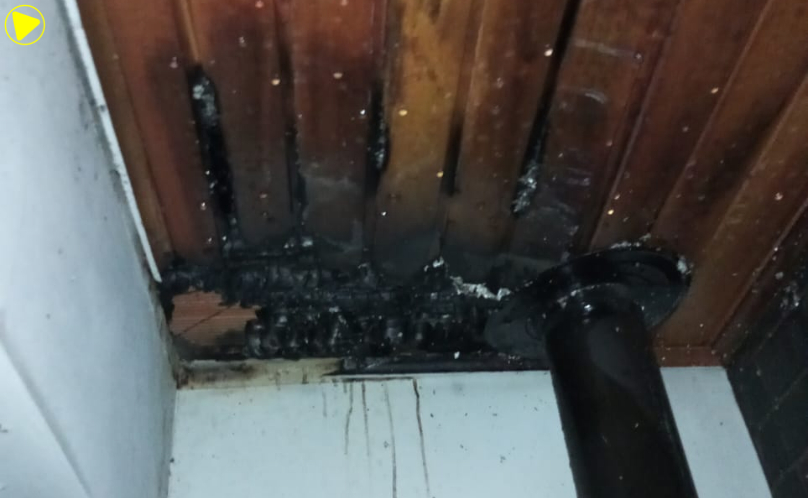 Incêndio atinge telhado de área de festas durante a madrugada