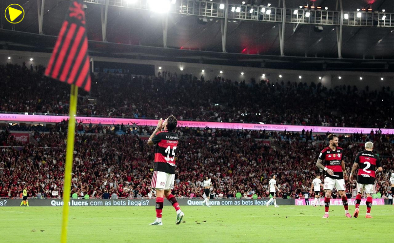 Flamengo vence Atlético-MG nos acréscimos e mantém liderança do Brasileirão