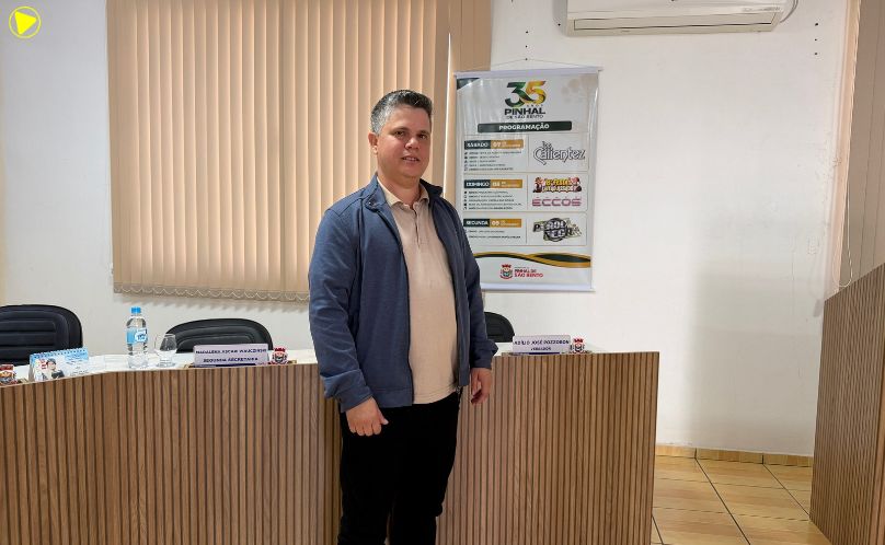 Câmara de Pinhal de São Bento aprova títulos de cidadão honorário e trata de outros assuntos