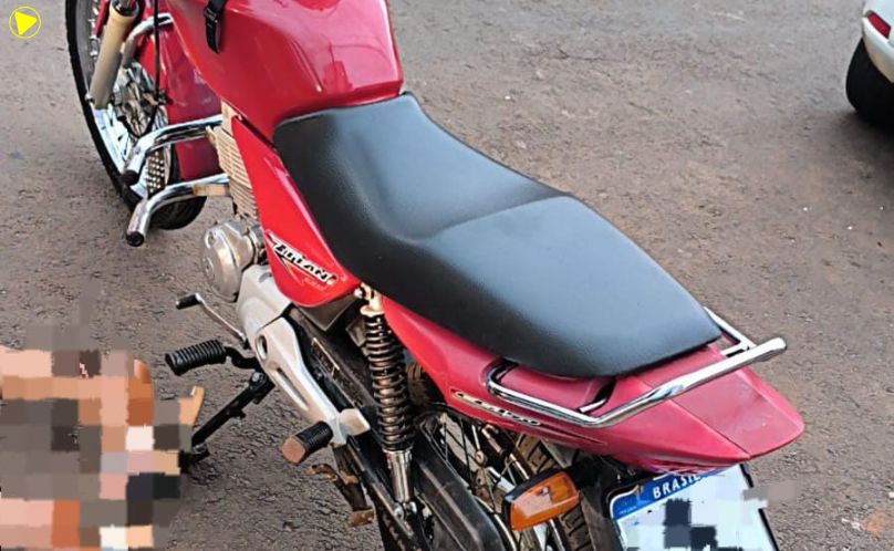 Polícia Militar recupera motocicleta com alerta de furto