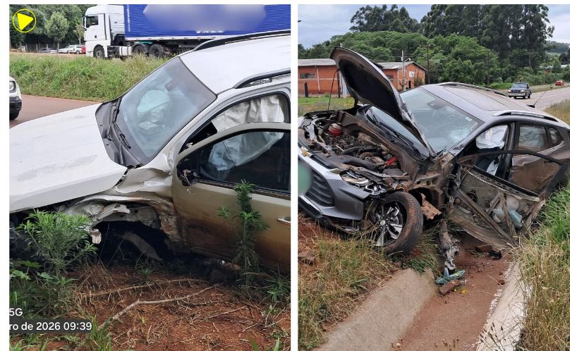 Acidente entre carro e caminhonete deixa duas pessoas feridas na BR-163