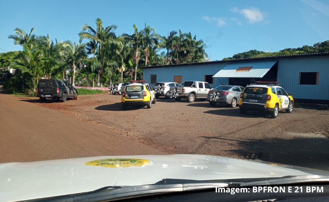 BPFRON e 21 BPM apreendem arma, droga, Veículos adulterado e prende pessoas em Capanema-PR