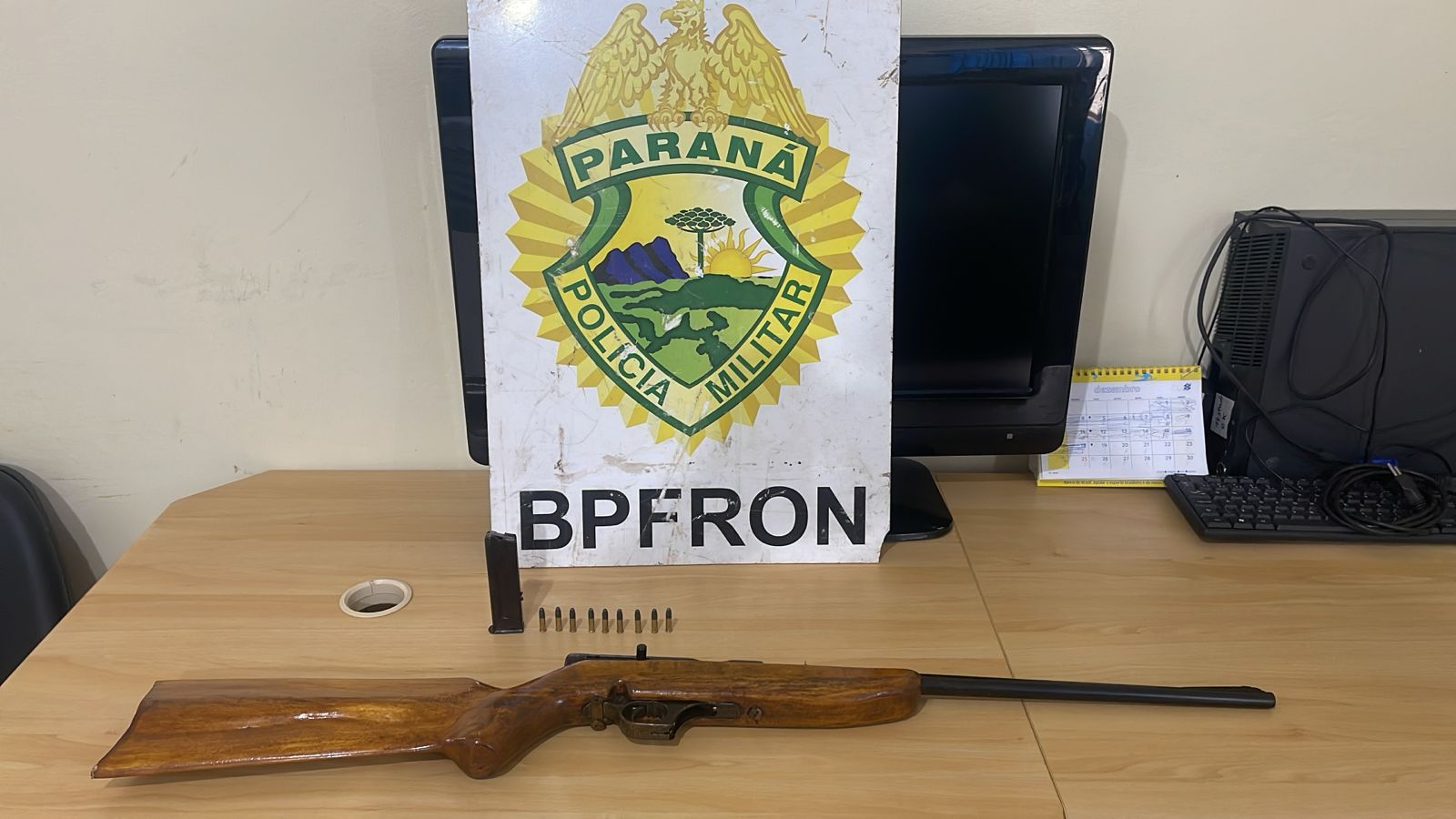 BPFRON apreende arma de fogo em Capitão Leônidas Marques