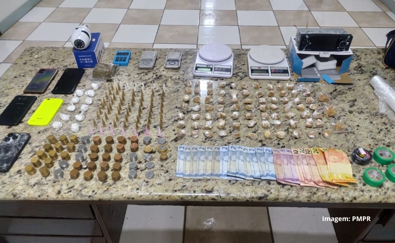 Ação da Polícia Militar do Paraná resulta em prisão por tráfico e receptação, em Apucarana