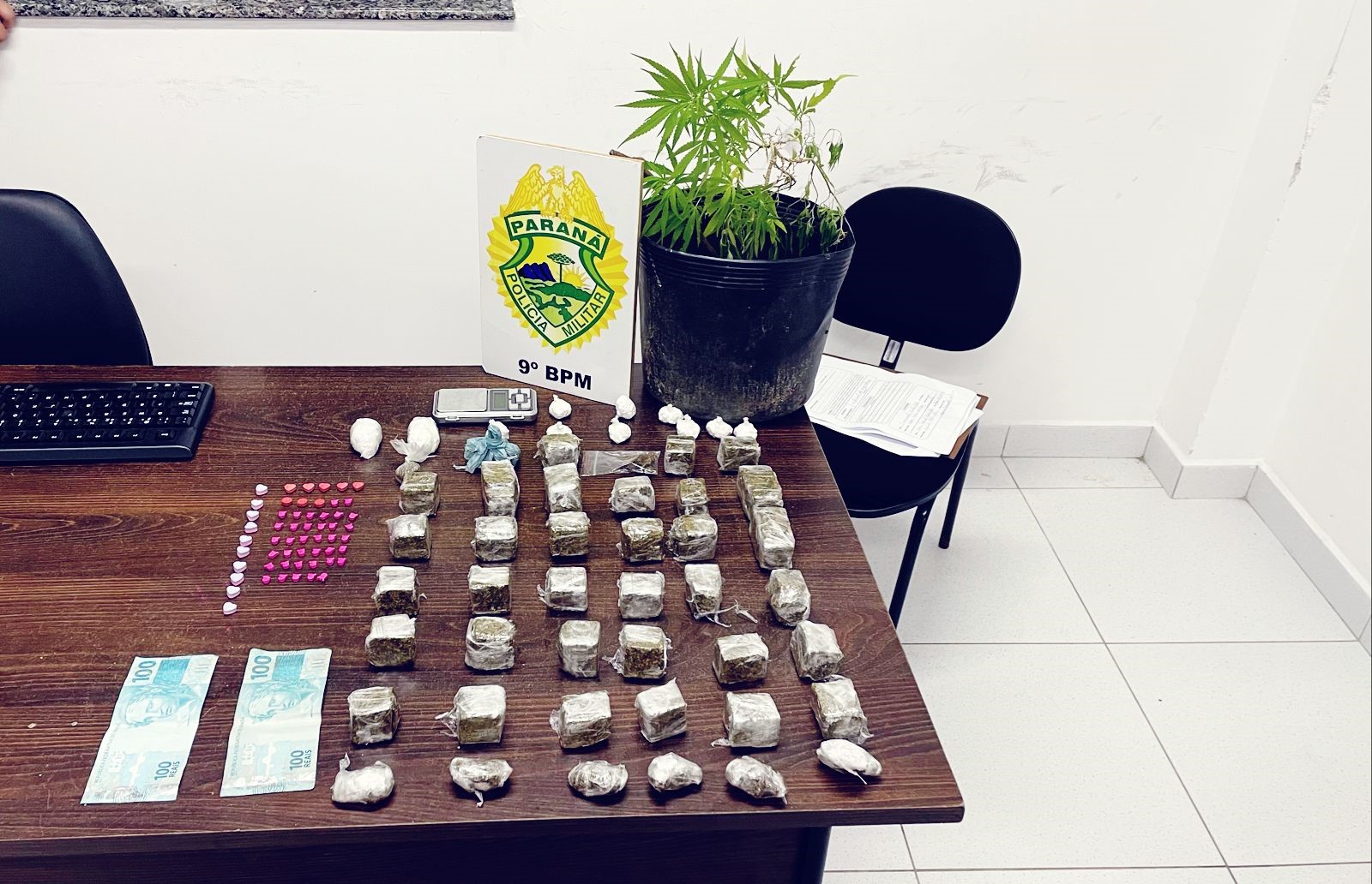 Polícia Militar do Paraná desmantela ponto de tráfico em Matinhos