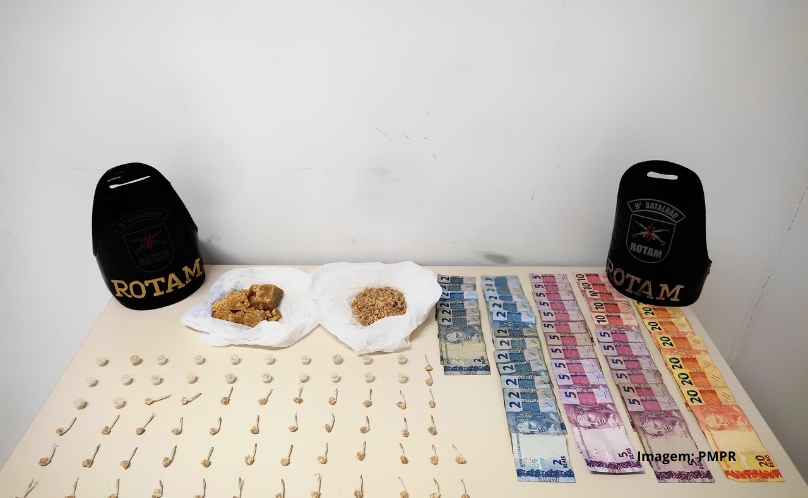 ROTAM prende dois masculinos suspeitos de envolvimento com tráfico de drogas em Paranaguá