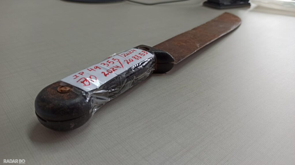 Discussão em Toledo termina com prisão após ameaça com arma branca