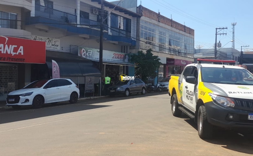 Atualização: Dionísio Cerqueira: Indivíduo com arma branca e imobilizado pela Polícia