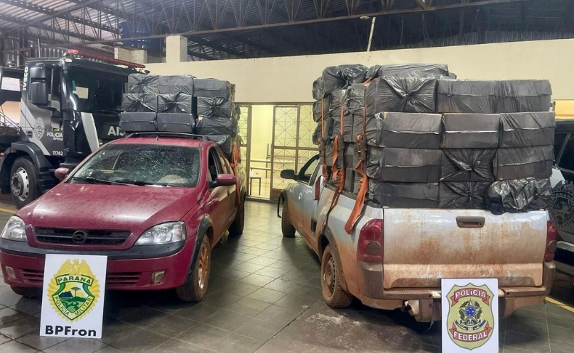 BPFRON e Polícia Federal apreendem 2 veículos carregados com cigarros contrabandeados em Guaíra