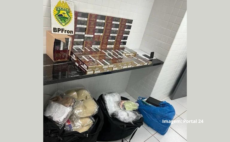 Ônibus em Santa Tereza do Oeste com mercadorias
