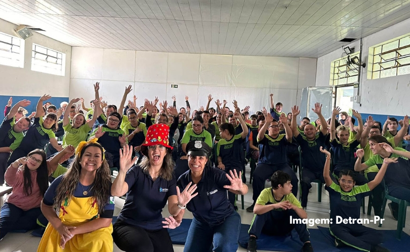 Escola de trânsito do Detran-PR promove palestra para alunos da educação especial