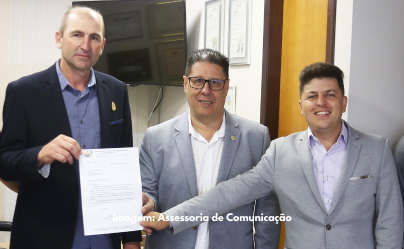 Adão Litro garante investimento para obras de pavimentação em Manfrinópolis