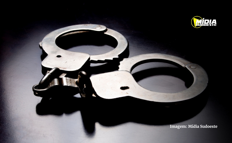 Realeza: Polícia Militar prende dois homens
