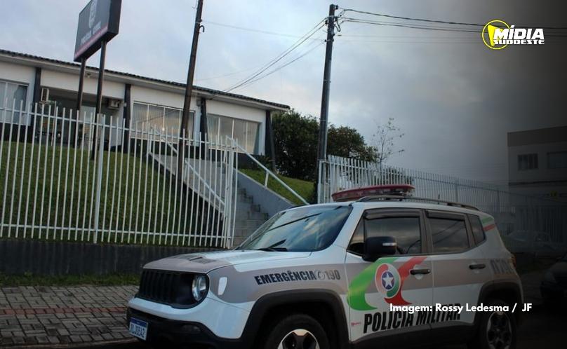 Argentinos são detidos após furtar celulares no centro de Dionísio Cerqueira